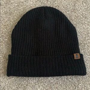 Black toboggan